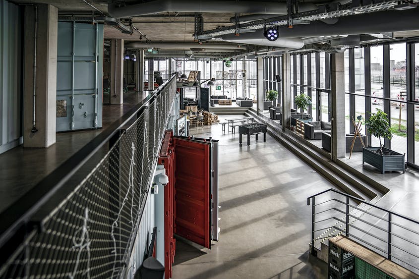 Brief Guide to Creating Shipping Container Hotels